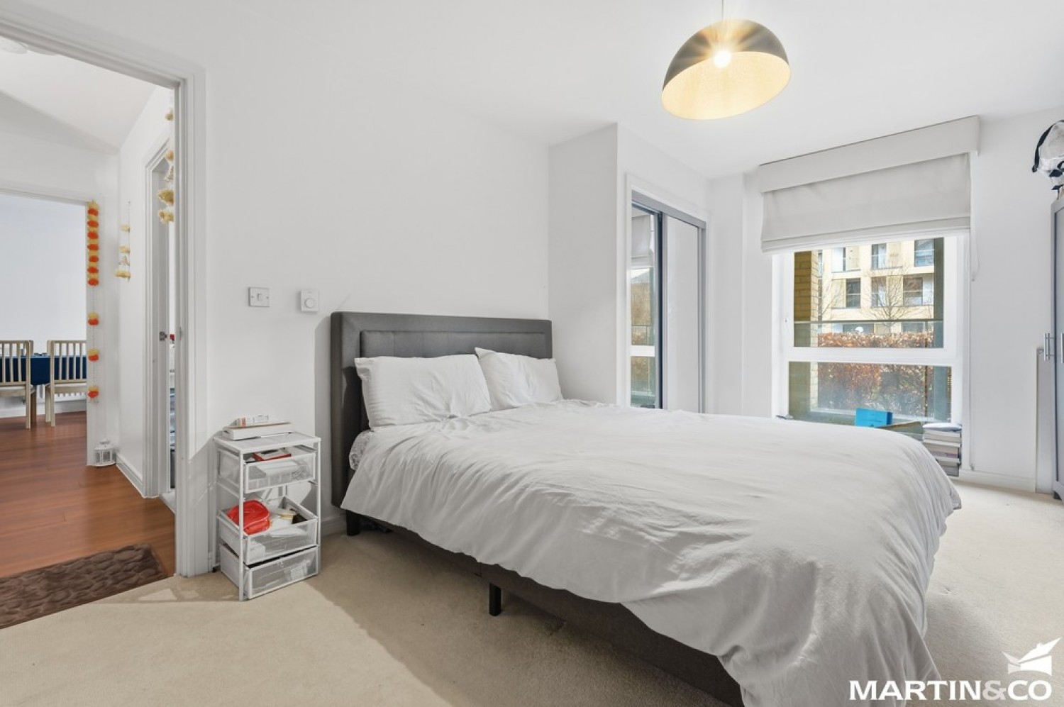 2 bedroom Flat for Sale Dunn Side, Chelmsford