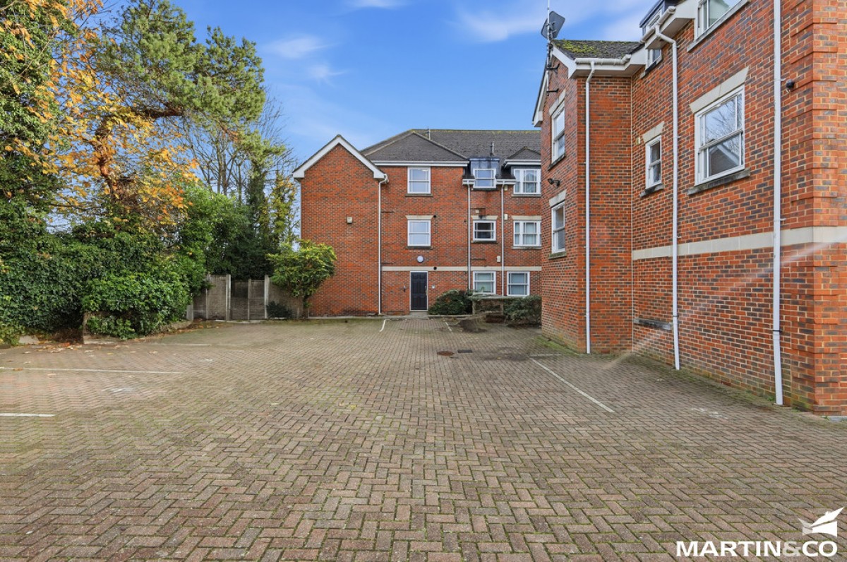 Winchester Court, Chelmsford