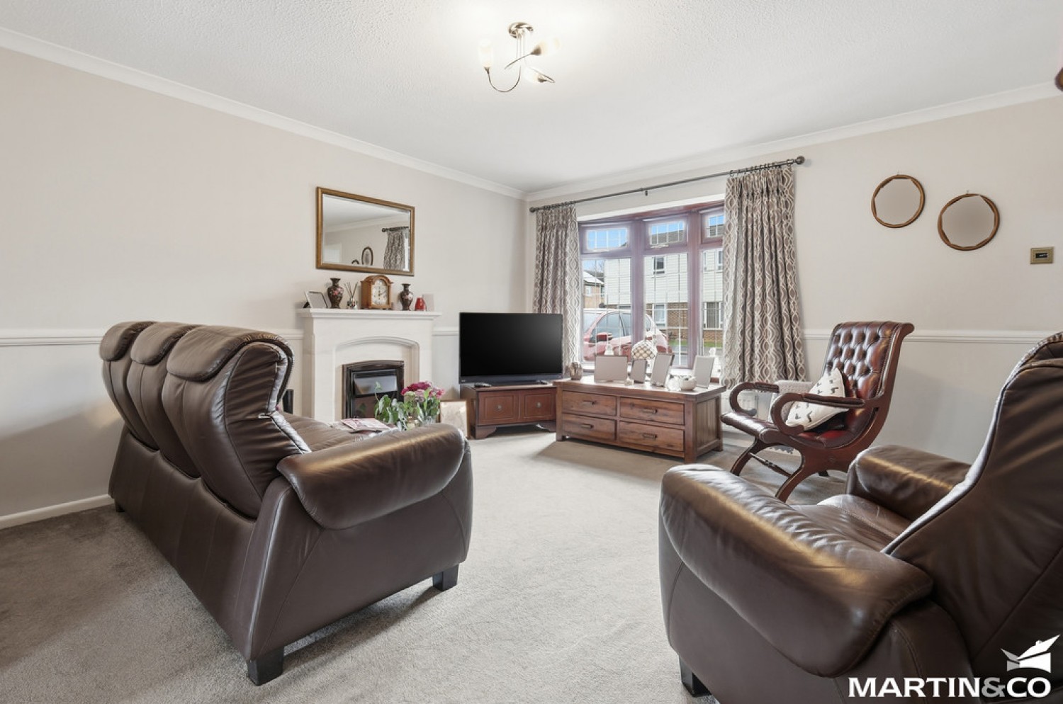 3 bedroom House in Pickwick Avenue, Chelmsford, Essex