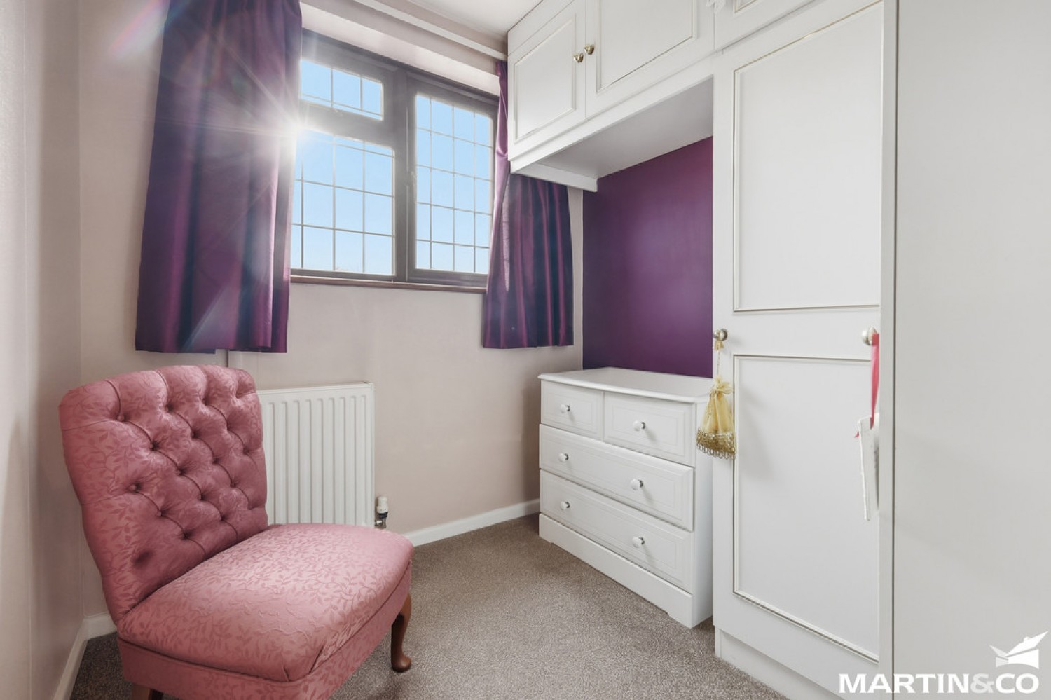 3 bedroom House in Pickwick Avenue, Chelmsford, Essex