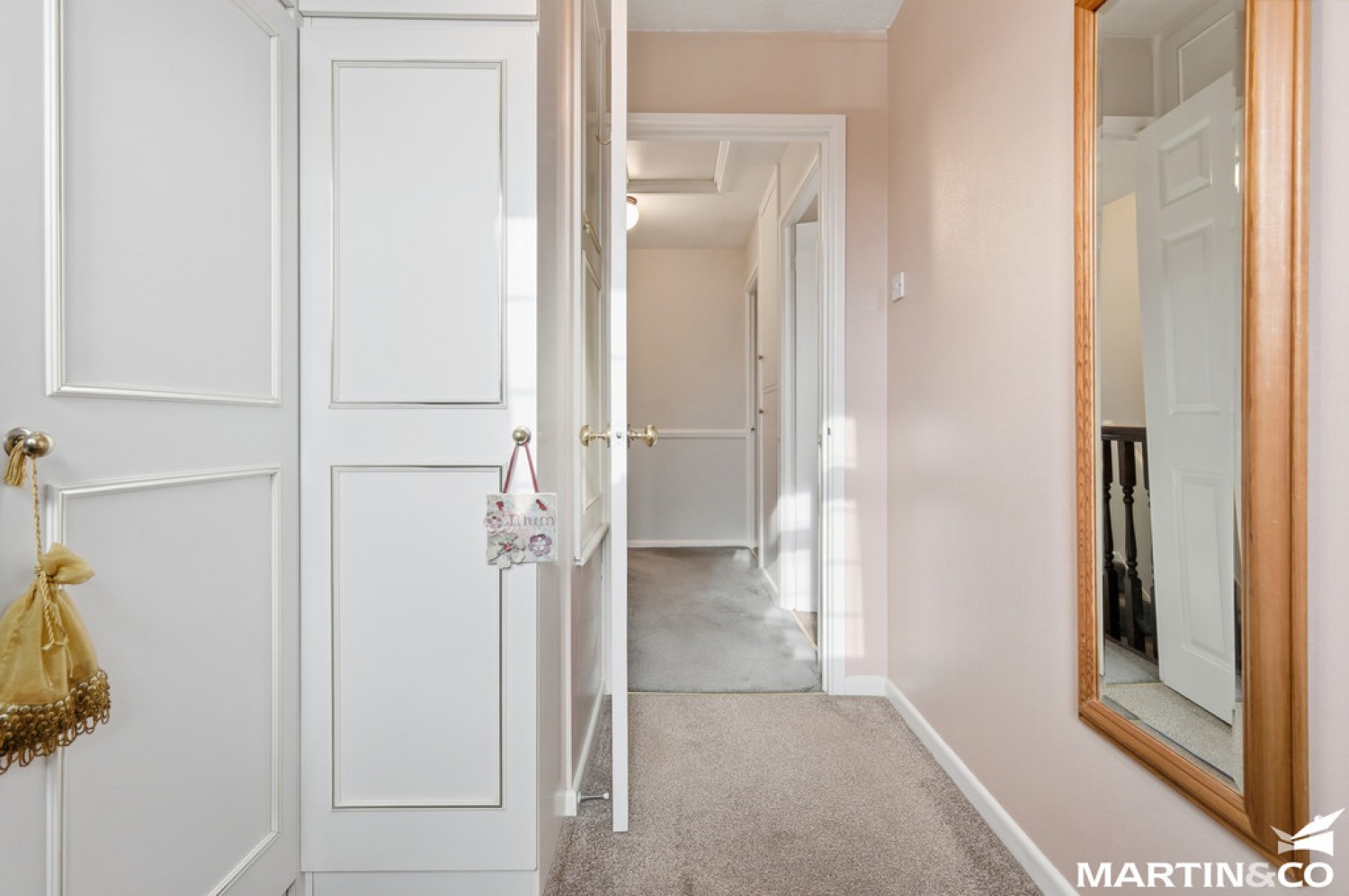 3 bedroom House in Pickwick Avenue, Chelmsford, Essex