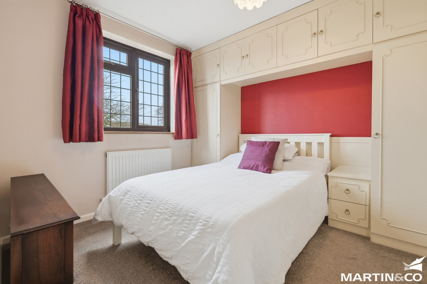 3 bedroom House in Pickwick Avenue, Chelmsford, Essex