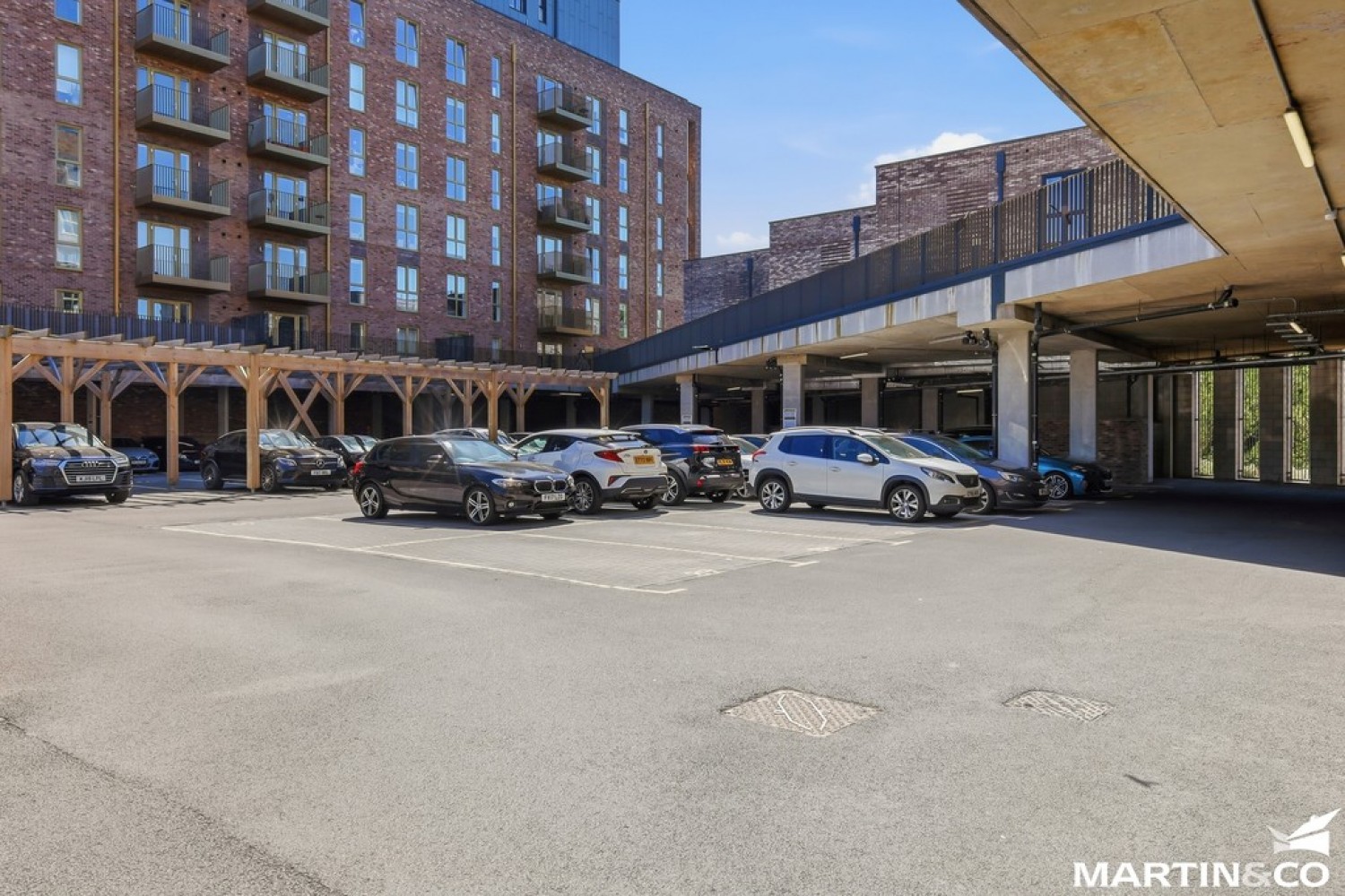2 bedroom Flat for Sale Wharf Road, Chelmsford, Essex