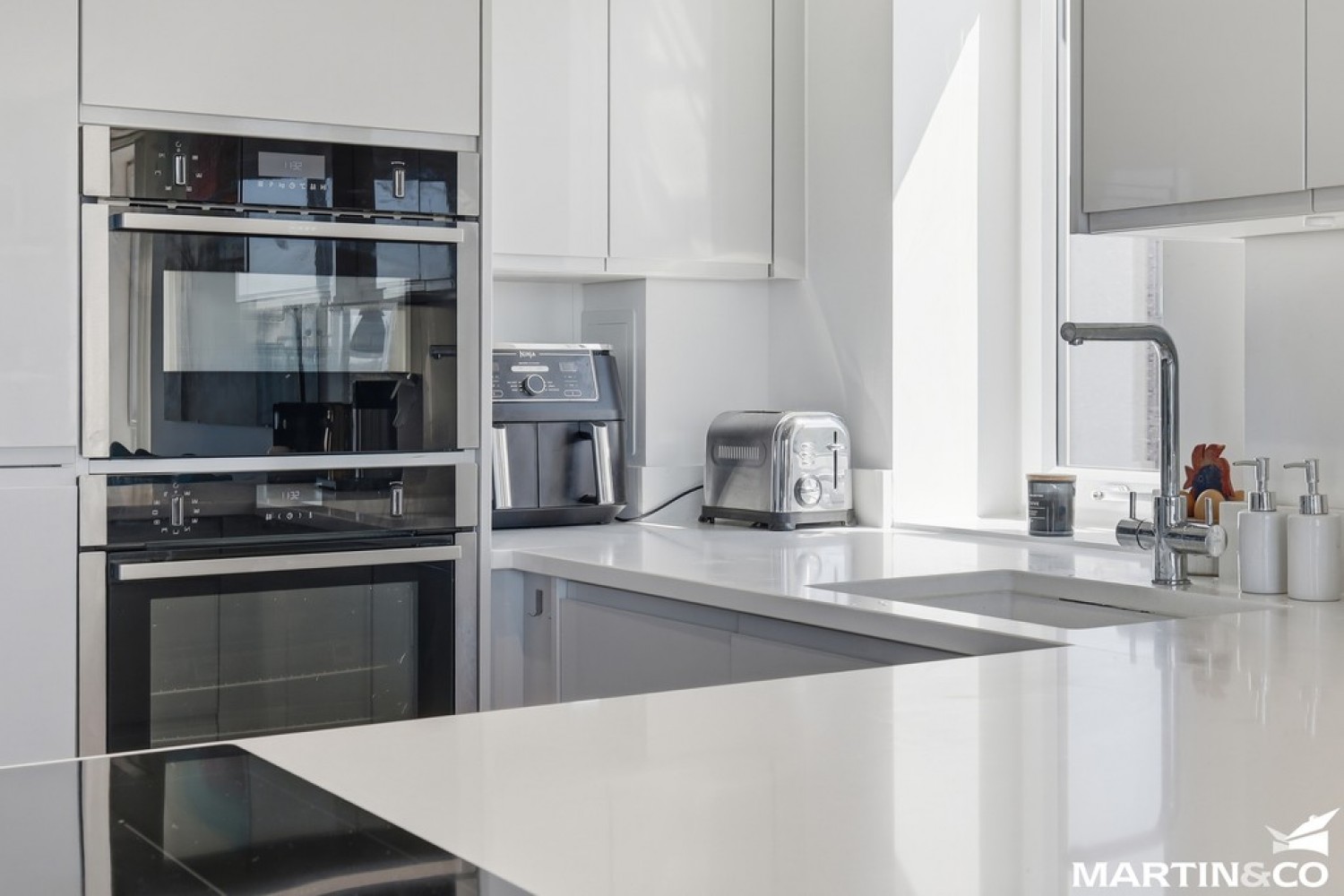 2 bedroom Flat for Sale Wharf Road, Chelmsford, Essex