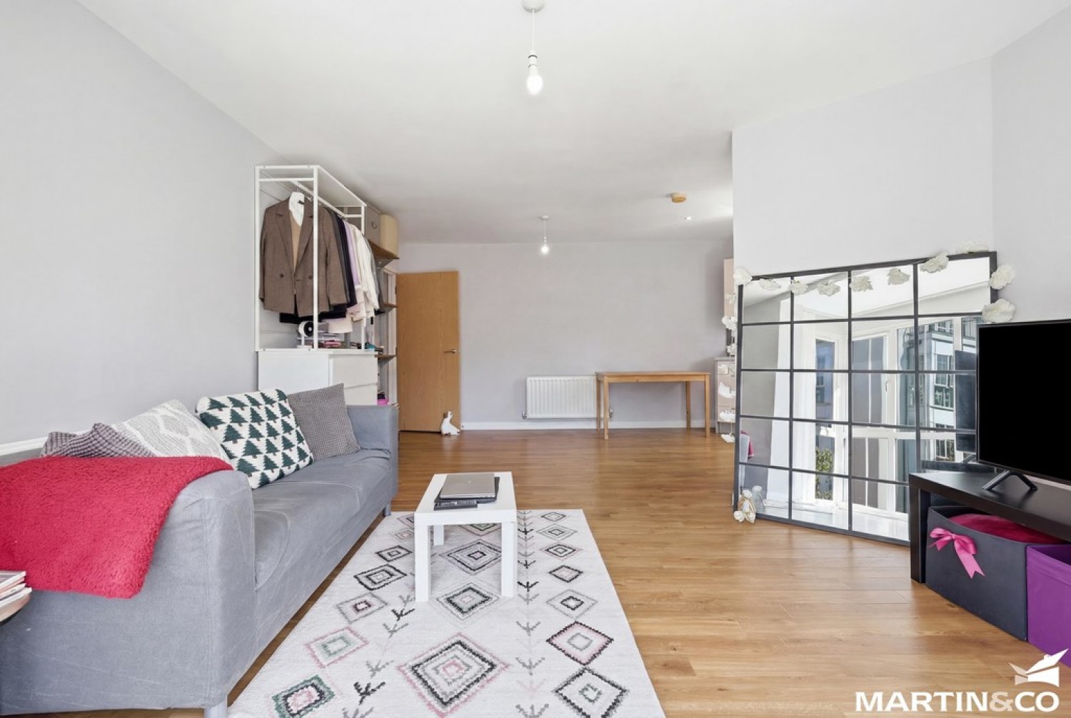 1 bedroom Flat for Sale Lambourne Chase, Chelmsford, Essex
