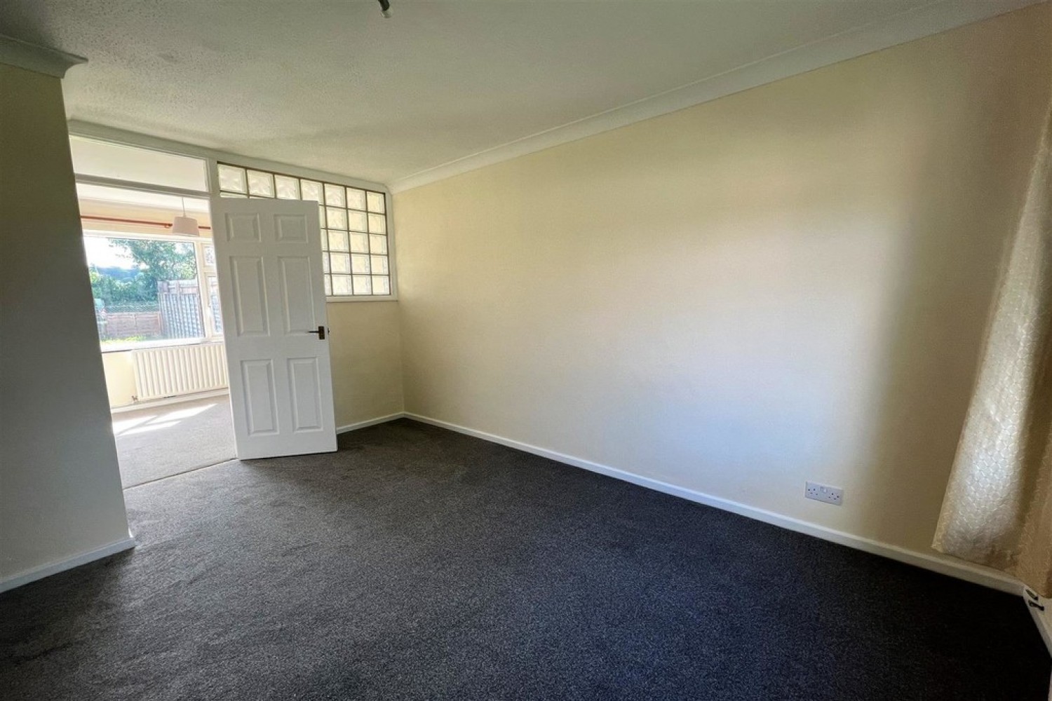 Ash Grove, Ringwood