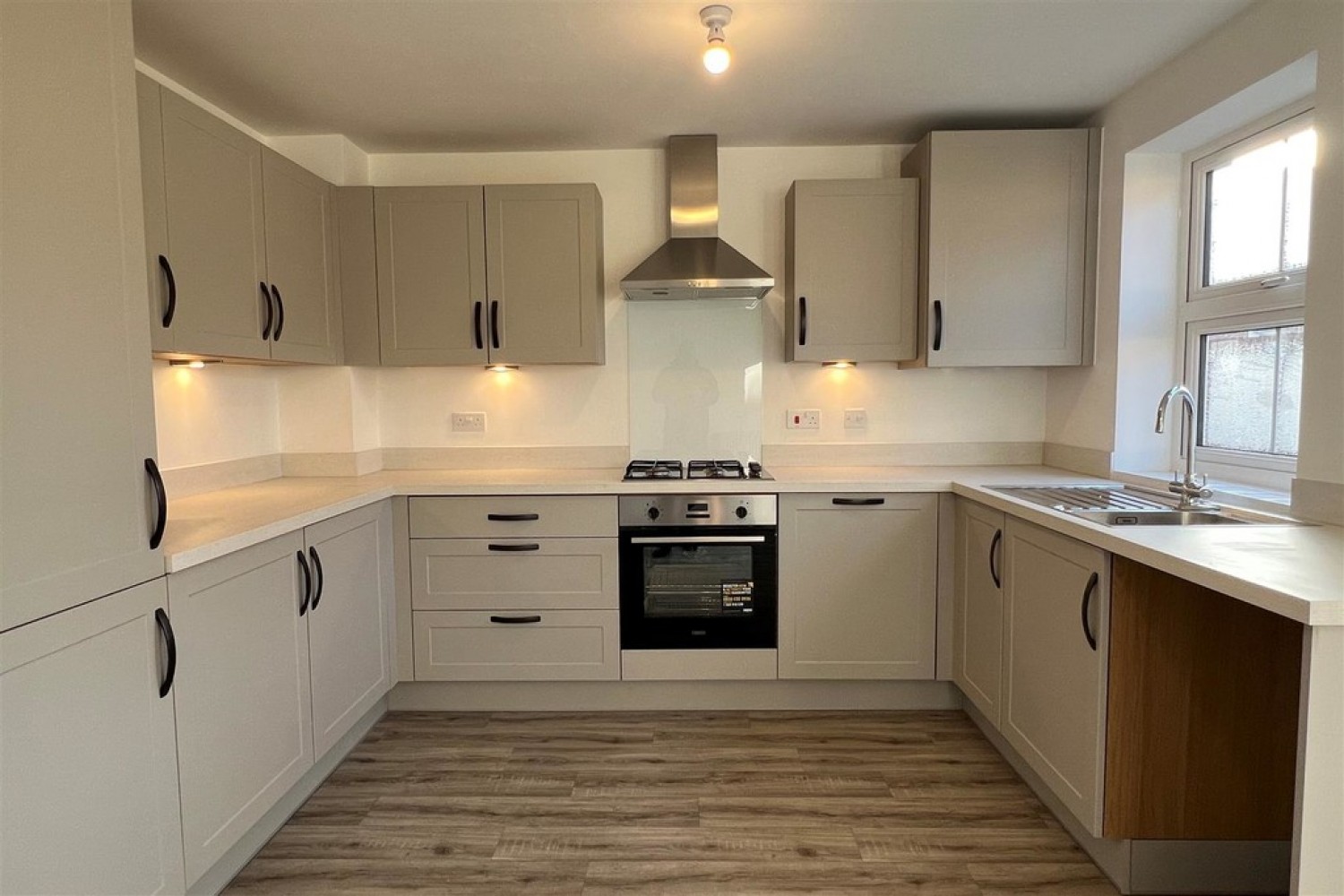 3 bedroom House for Letting Canford Park, Poole