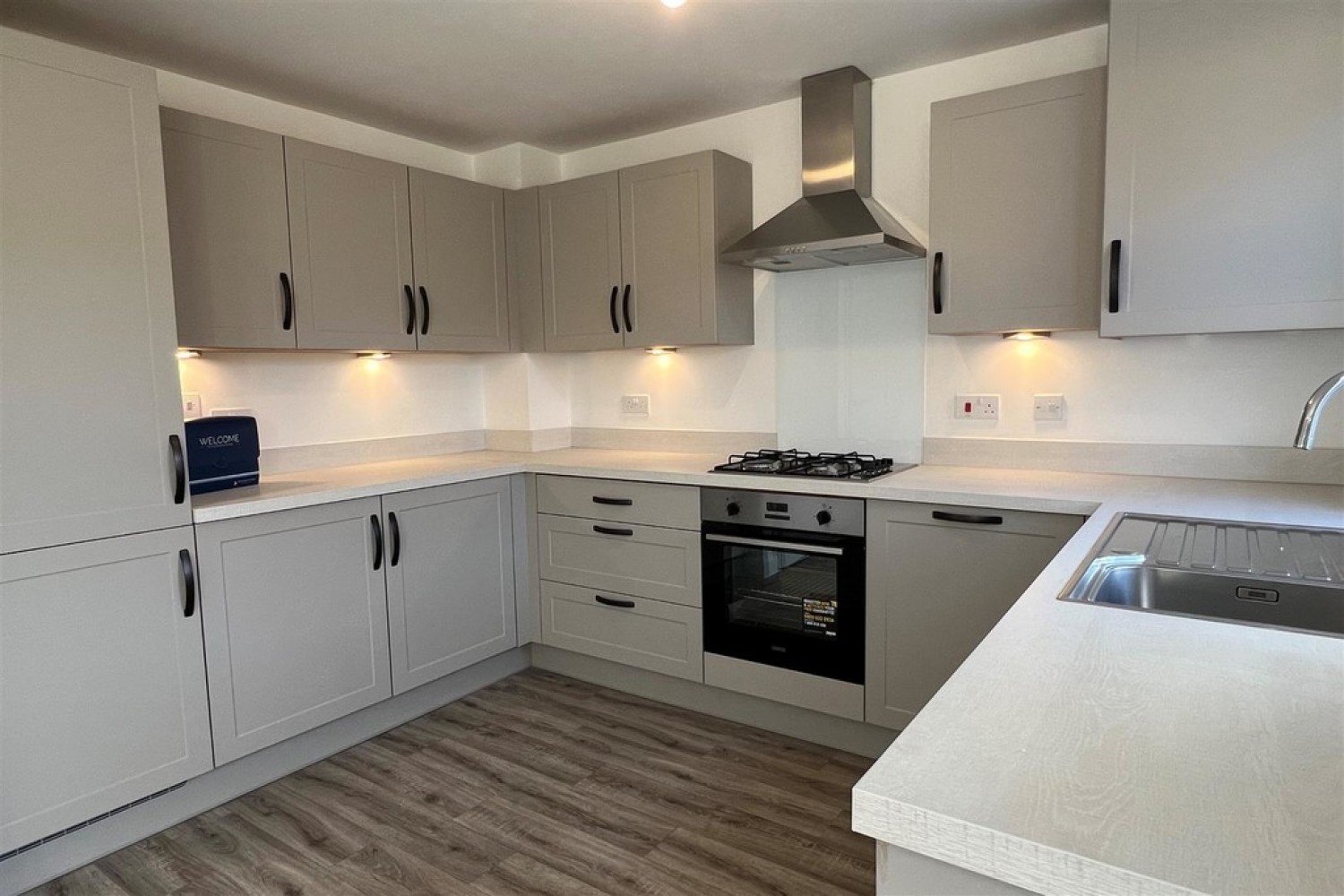 3 bedroom House for Letting Canford Park, Poole