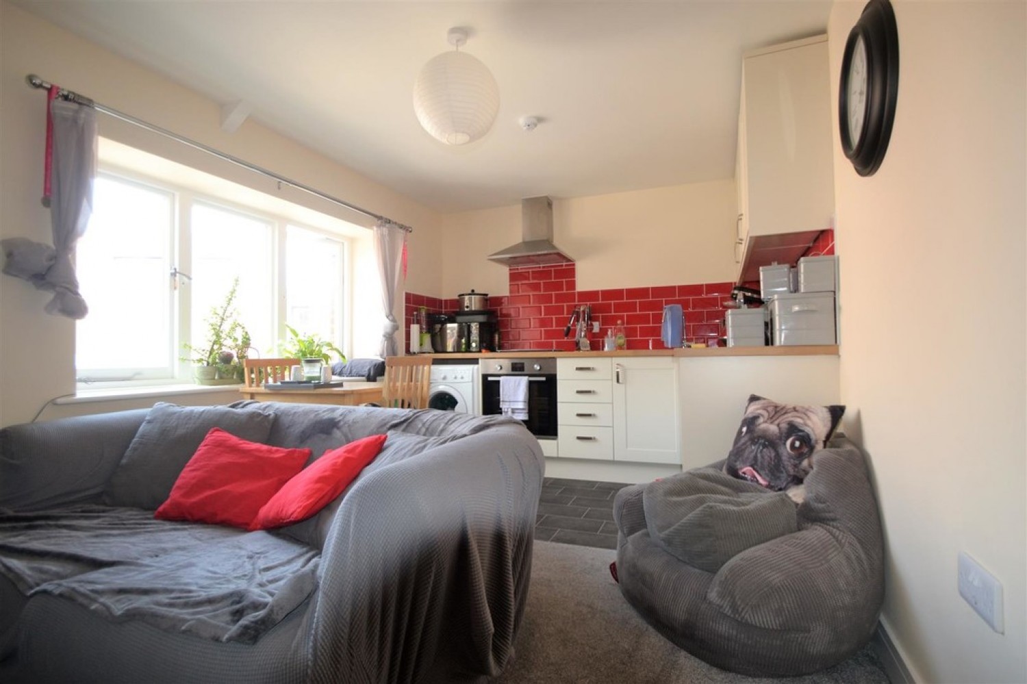 1 bedroom Flat for Letting High Street, Ringwood