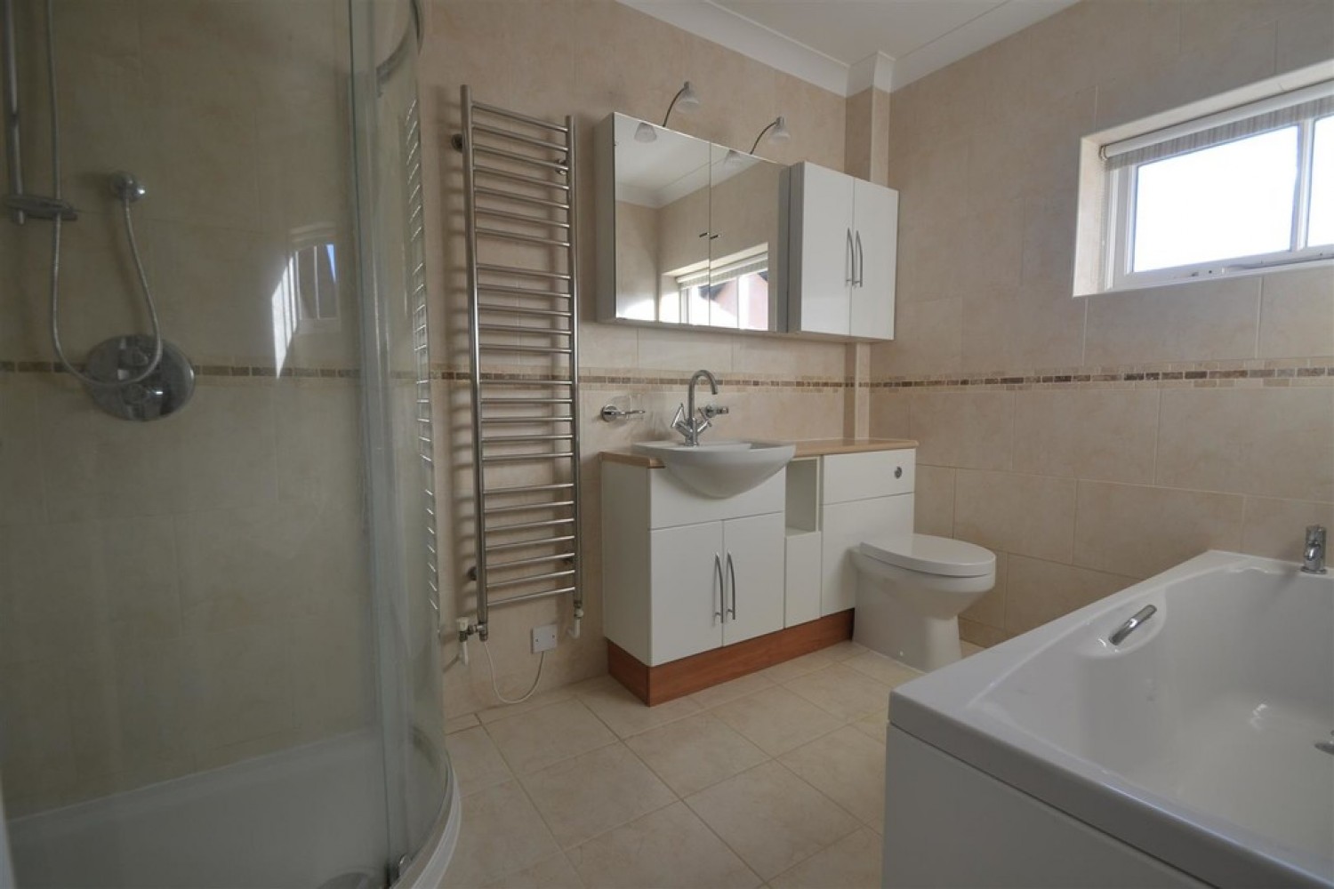 3 bedroom Flat for Letting Ringwood, Hampshire