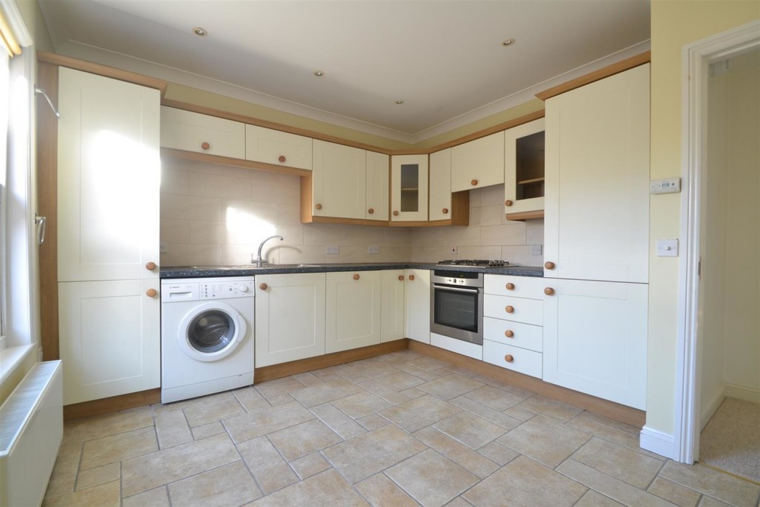 3 bedroom Flat for Letting Ringwood, Hampshire