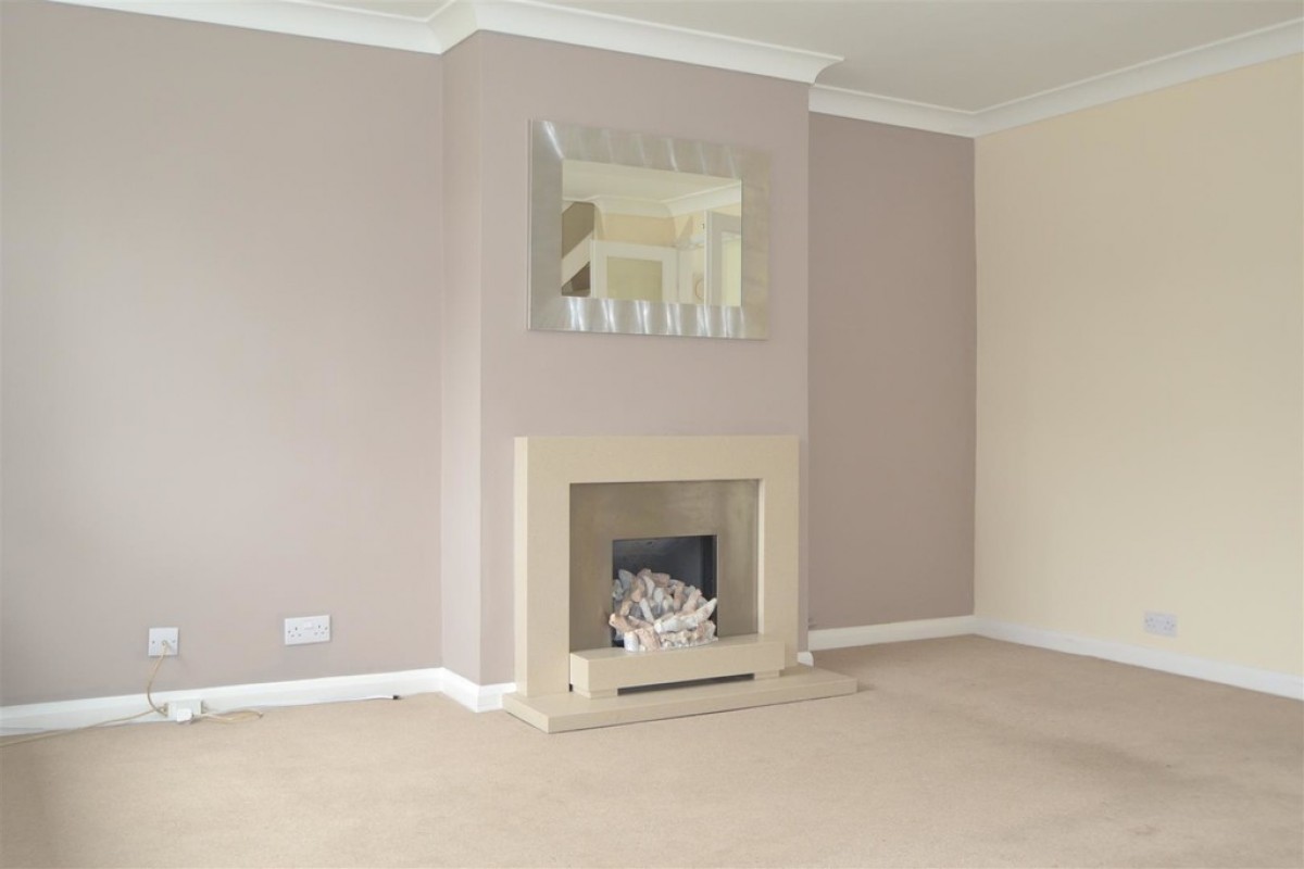 Poulner, Ringwood