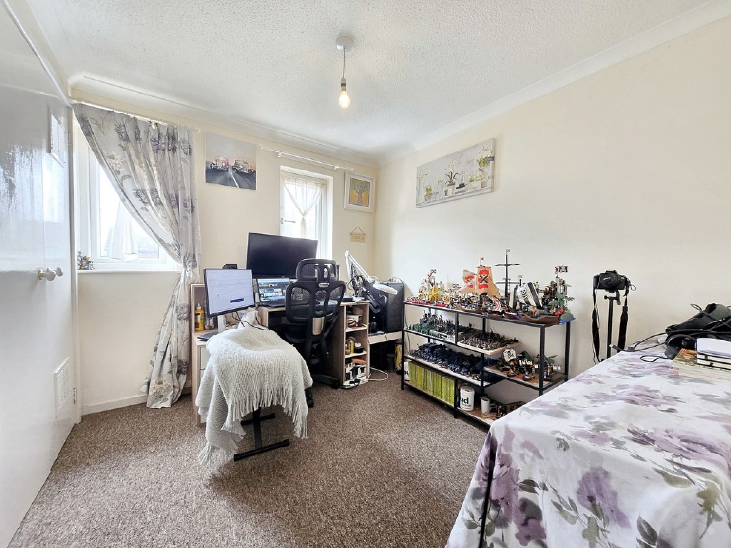 2 bedroom House for Sale Cadhay Close, New Milton, Dorset