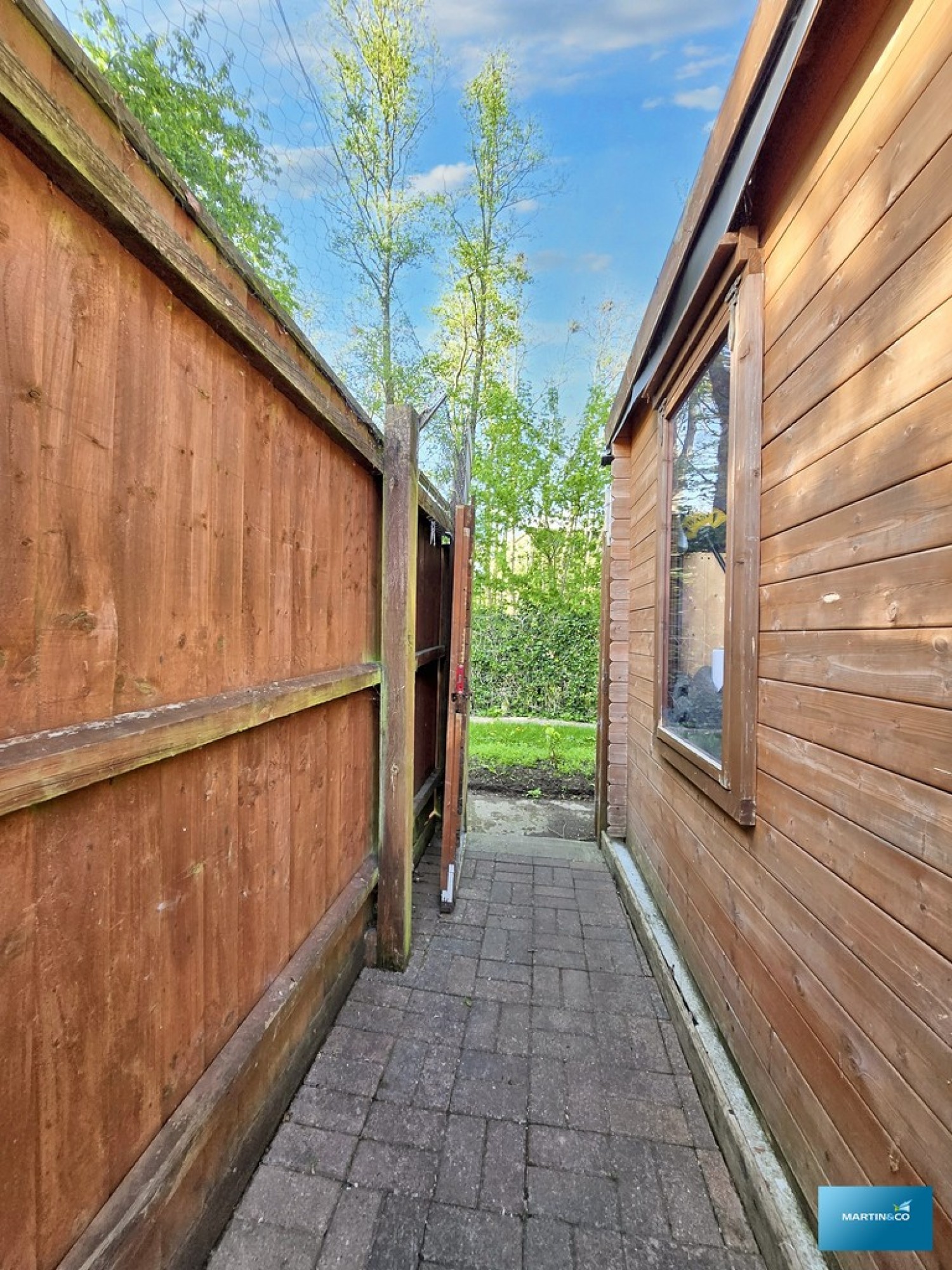 Willow Drive, Ringwood
