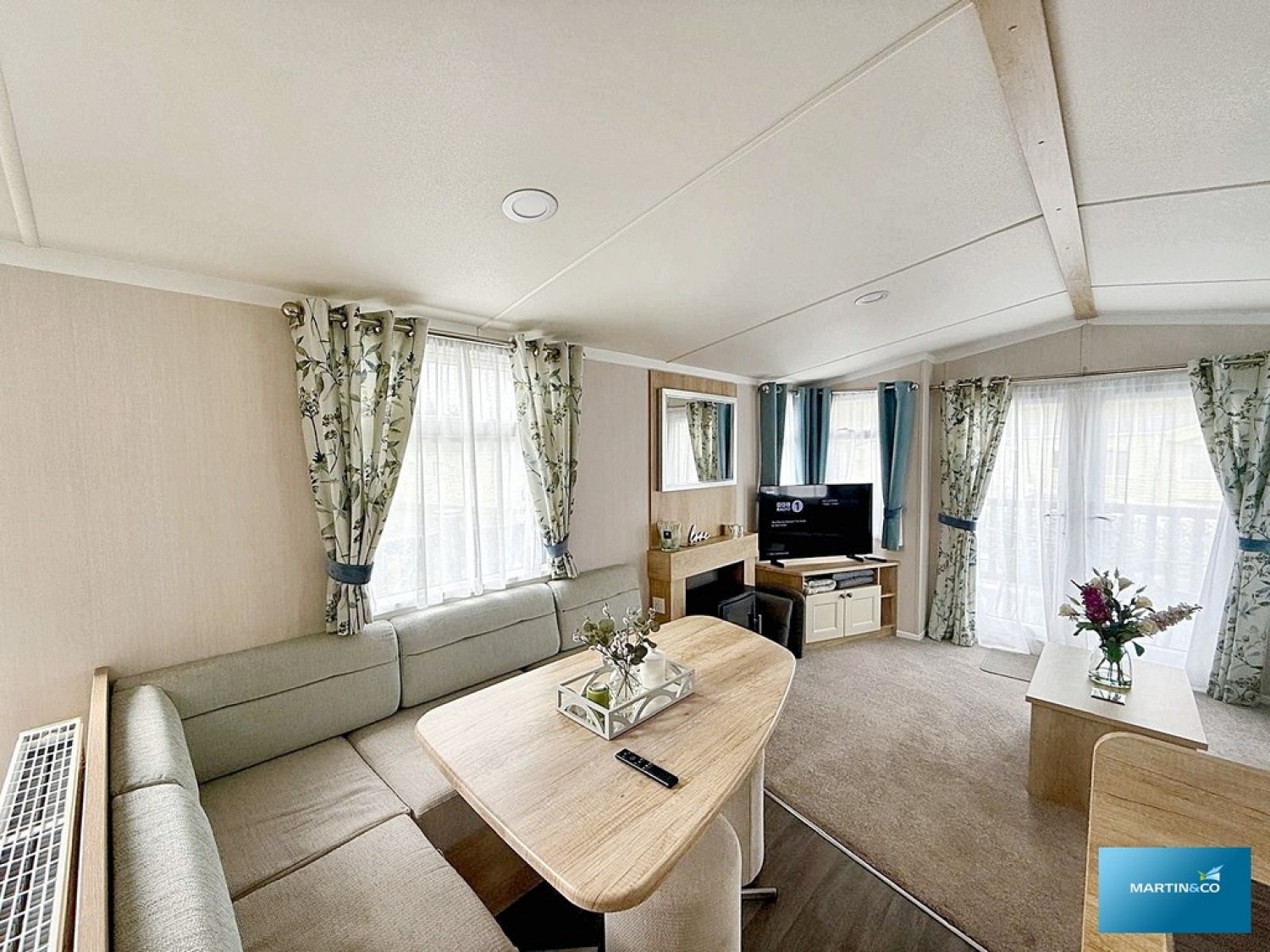 2 bedroom Property for Sale Oakdene Holiday Park