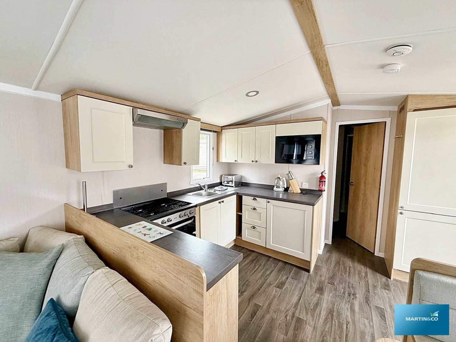 2 bedroom Property for Sale Oakdene Holiday Park