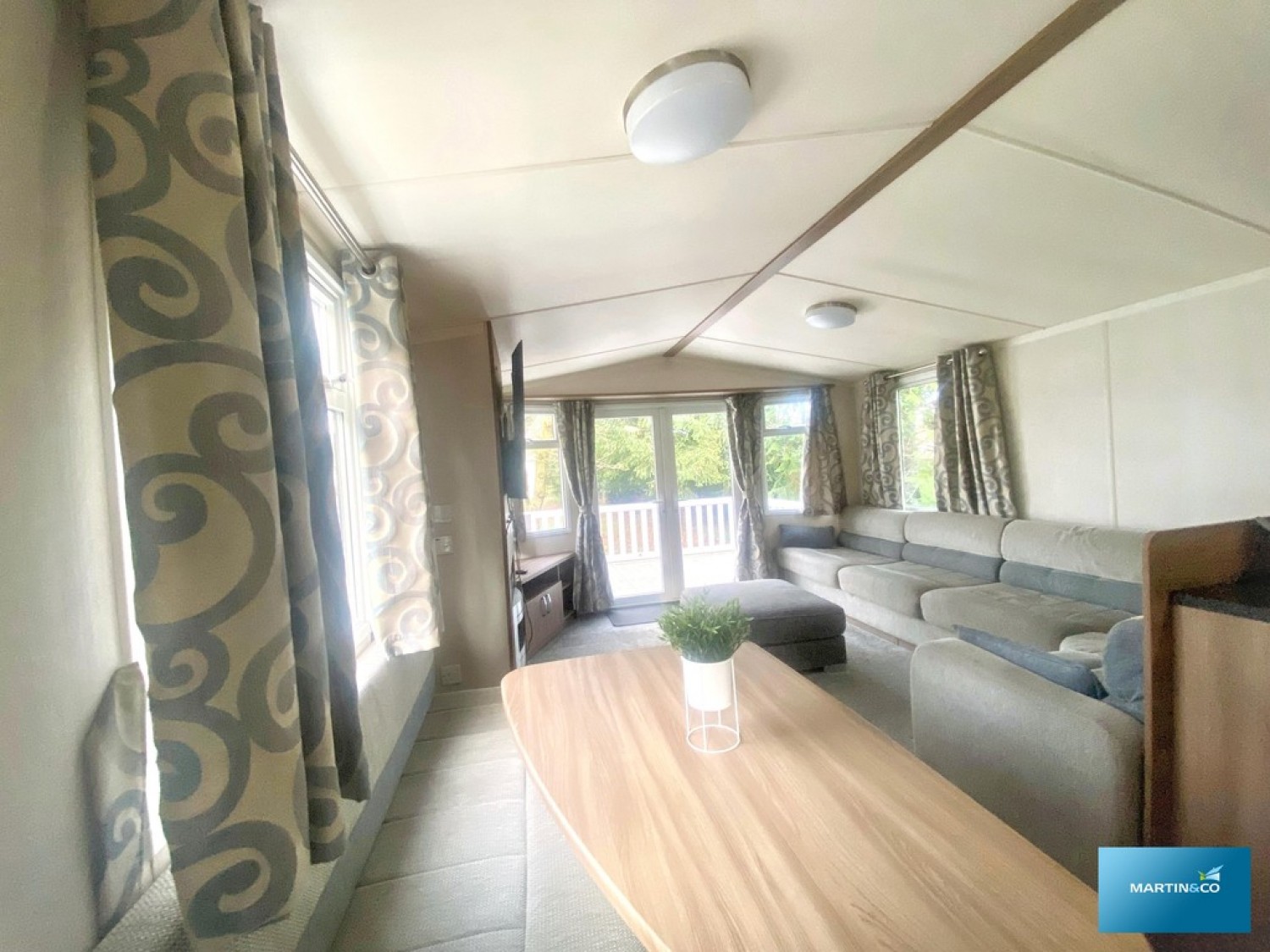 2 bedroom Park home in Forest Edge, Ringwood Road