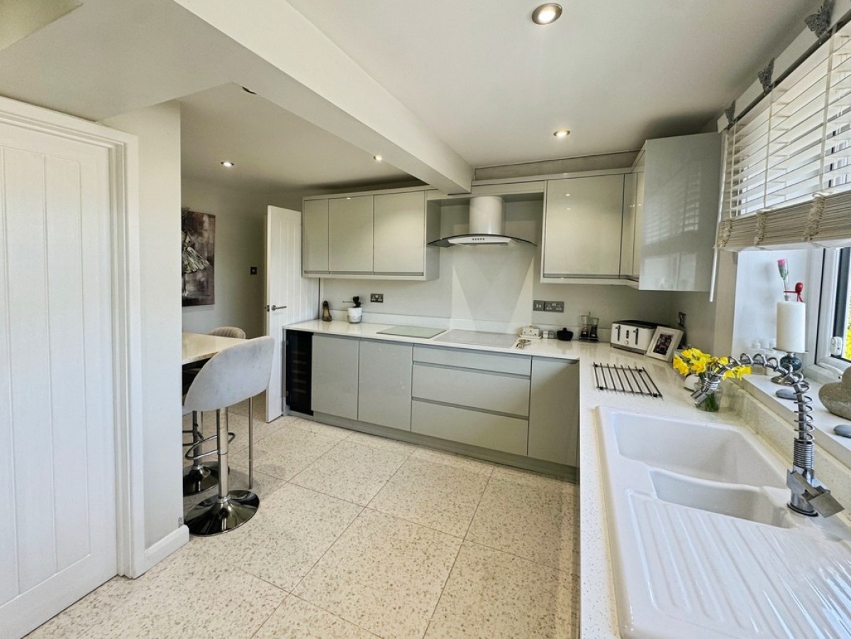 Heathfield Road, West Moors