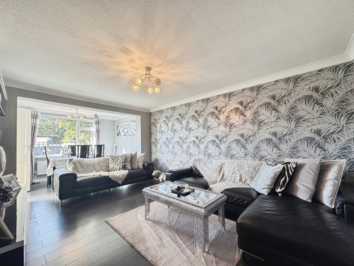 Heathfield Road, West Moors