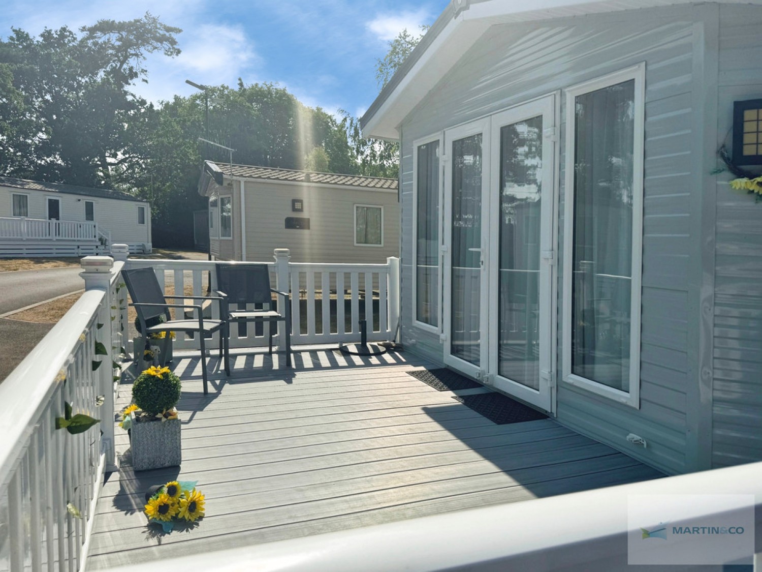 2 bedroom Park home for Sale Ringwood Road, St. Leonards, Dorset