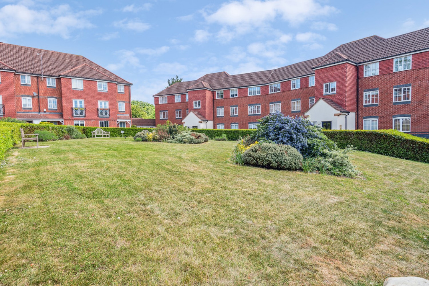 Nodeway Gardens, Welwyn Village