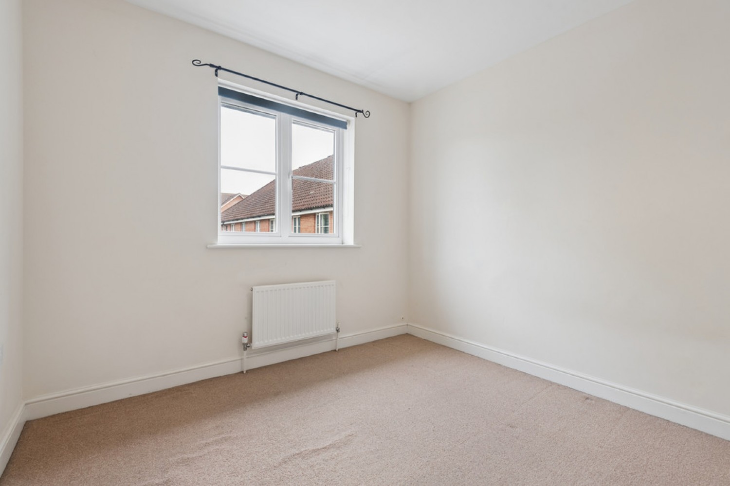 3 bedroom House for Letting Chambers Grove, Welwyn Garden City, Herts