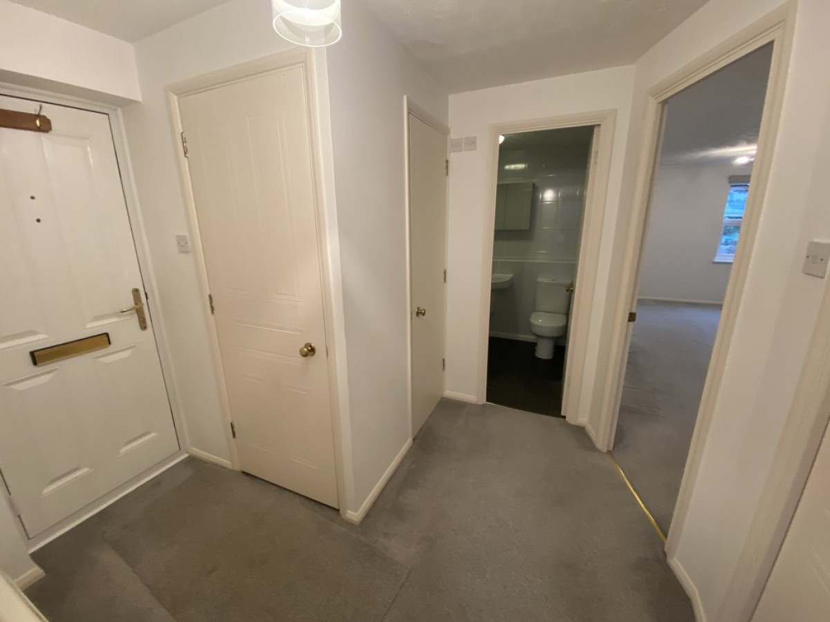 38 Mitre Court, Railway Street