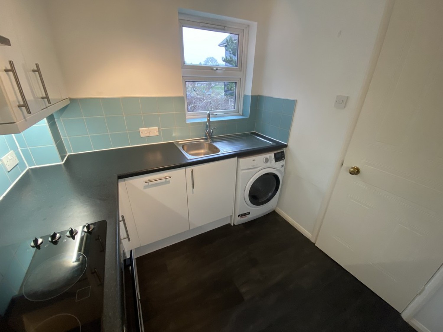 38 Mitre Court, Railway Street