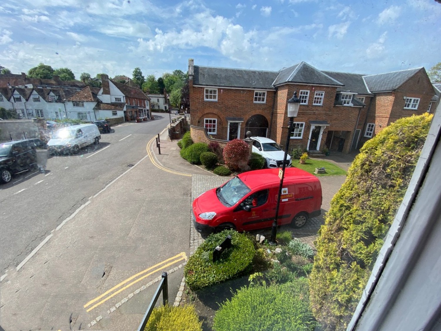 2 bedroom Flat for Letting High Street, Wewlyn, Hertfordshire