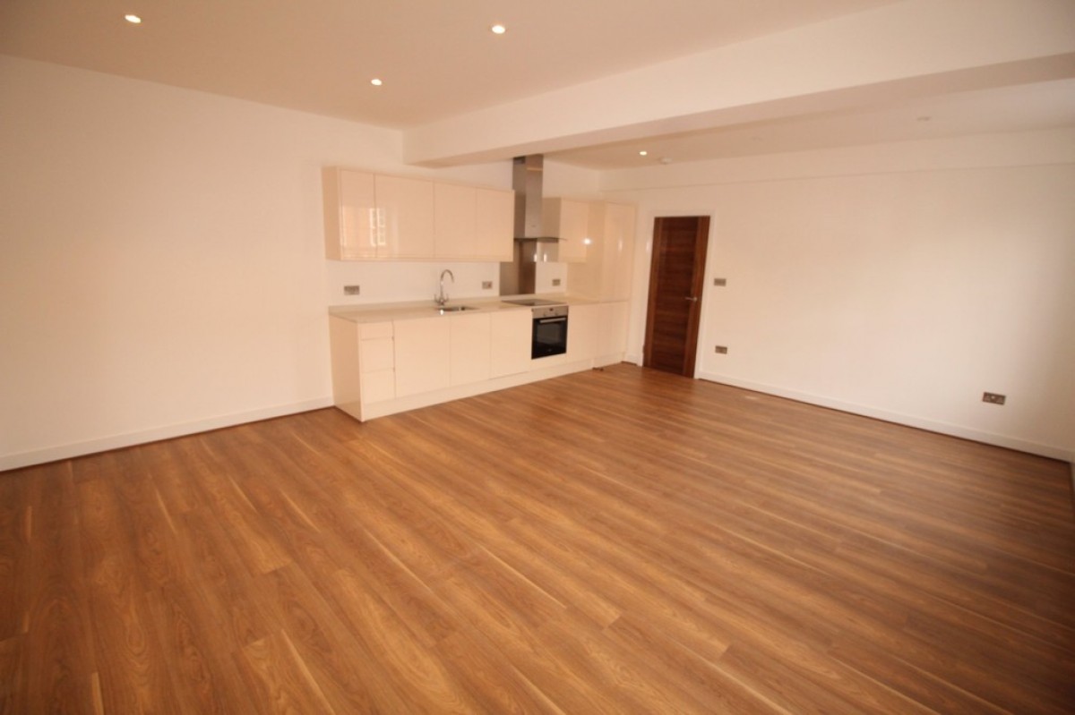Stonehills House, Welwyn Garden City