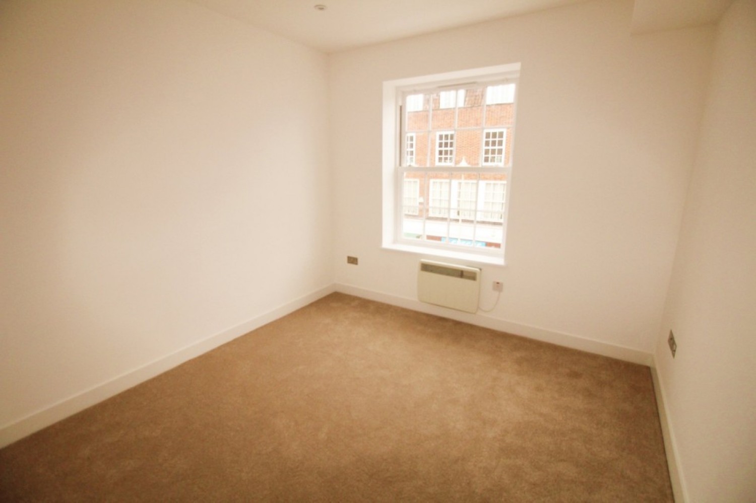 2 bedroom Flat for Letting Stonehills House, Welwyn Garden City