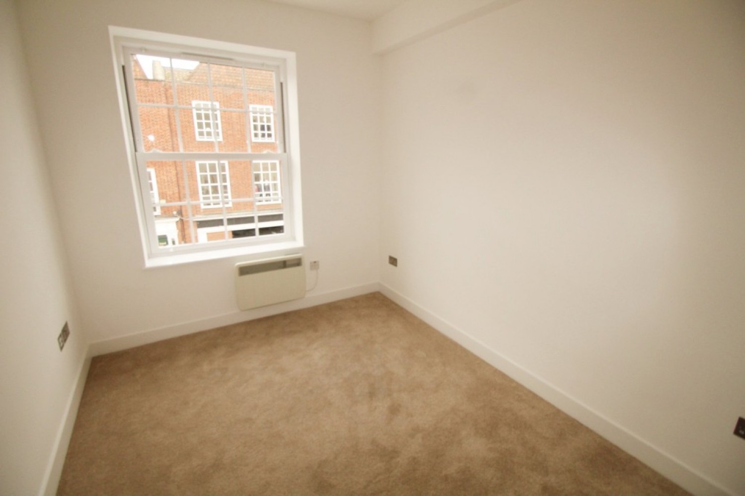 2 bedroom Flat for Letting Stonehills House, Welwyn Garden City