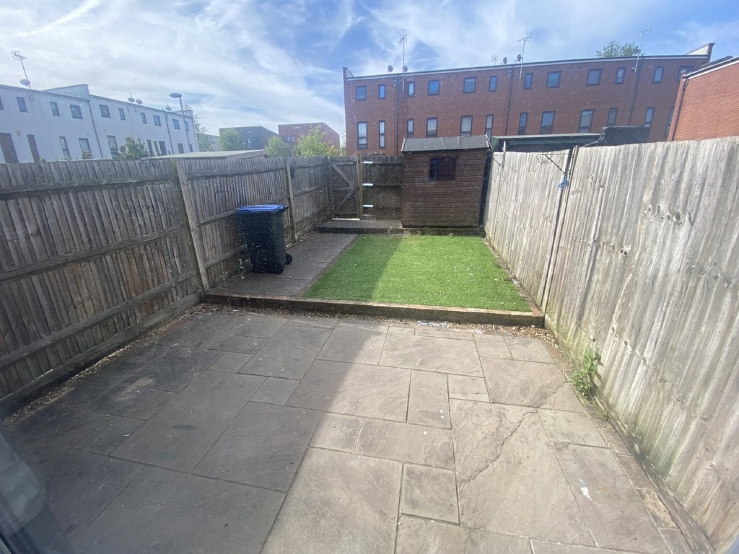 4 bedroom House for Letting 80 Penn Way