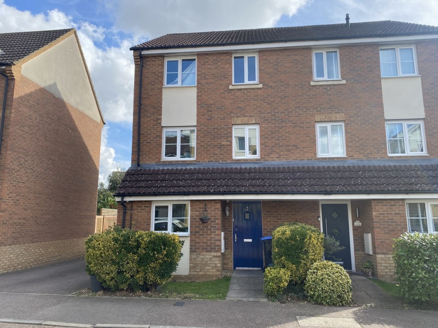 4 bedroom House for Letting 102 Eddington Crescent