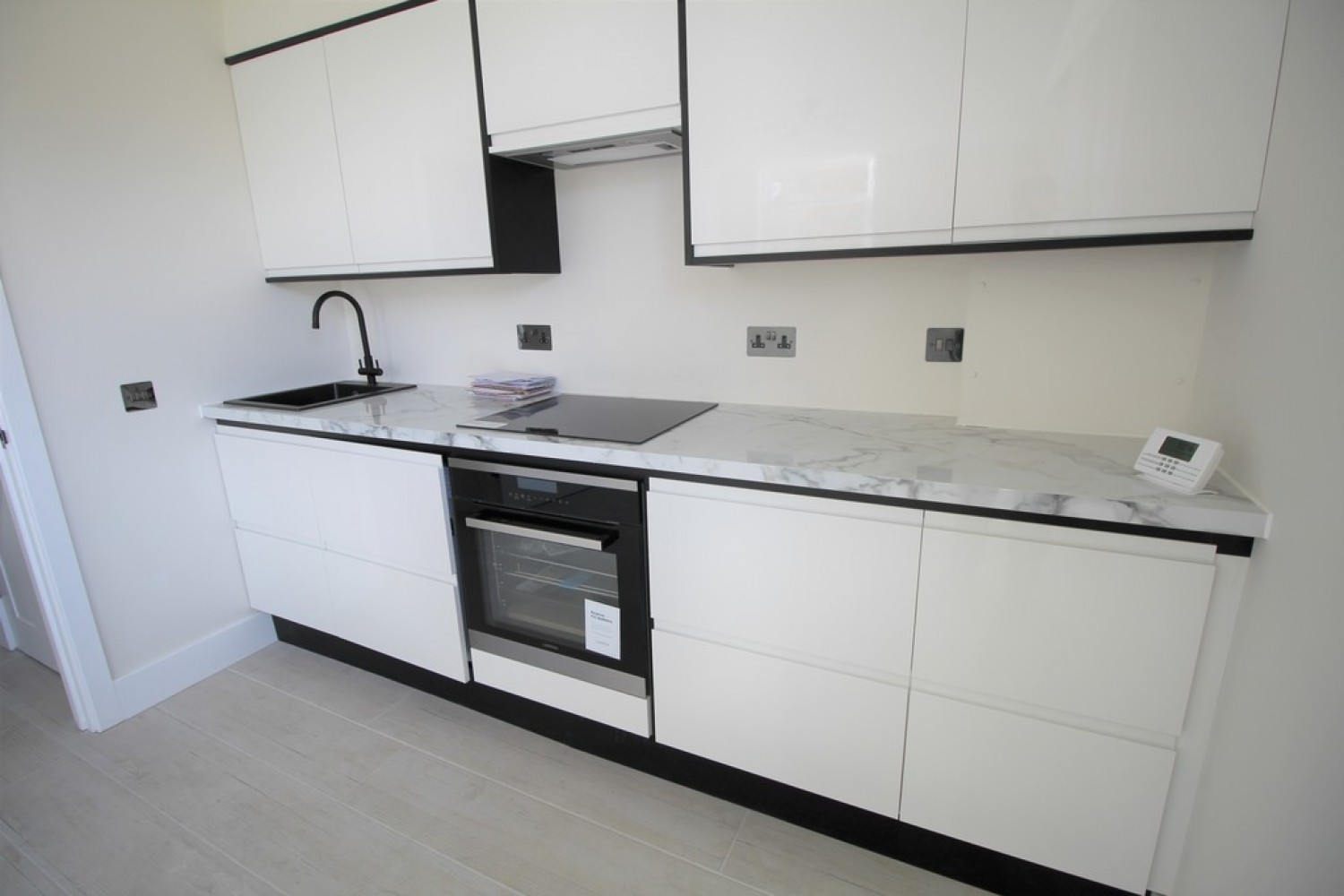 2 bedroom Flat for Sale Park Street, Hatfield