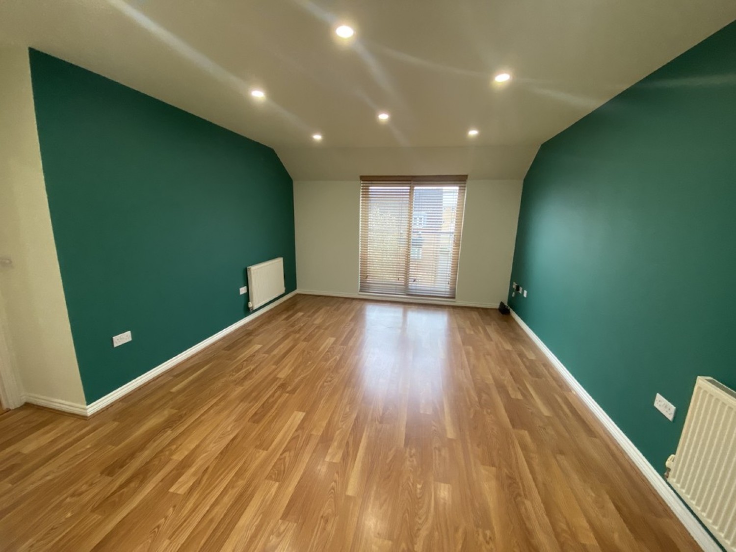 Eddington Crescent, Welwyn Garden City,
