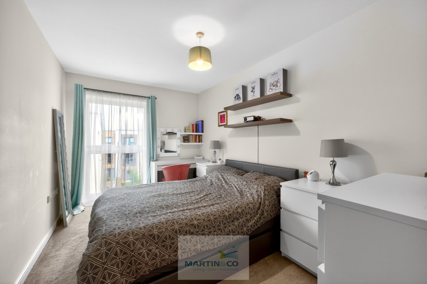 2 bedroom Flat for Sale Duchess Court, Welwyn Garden City