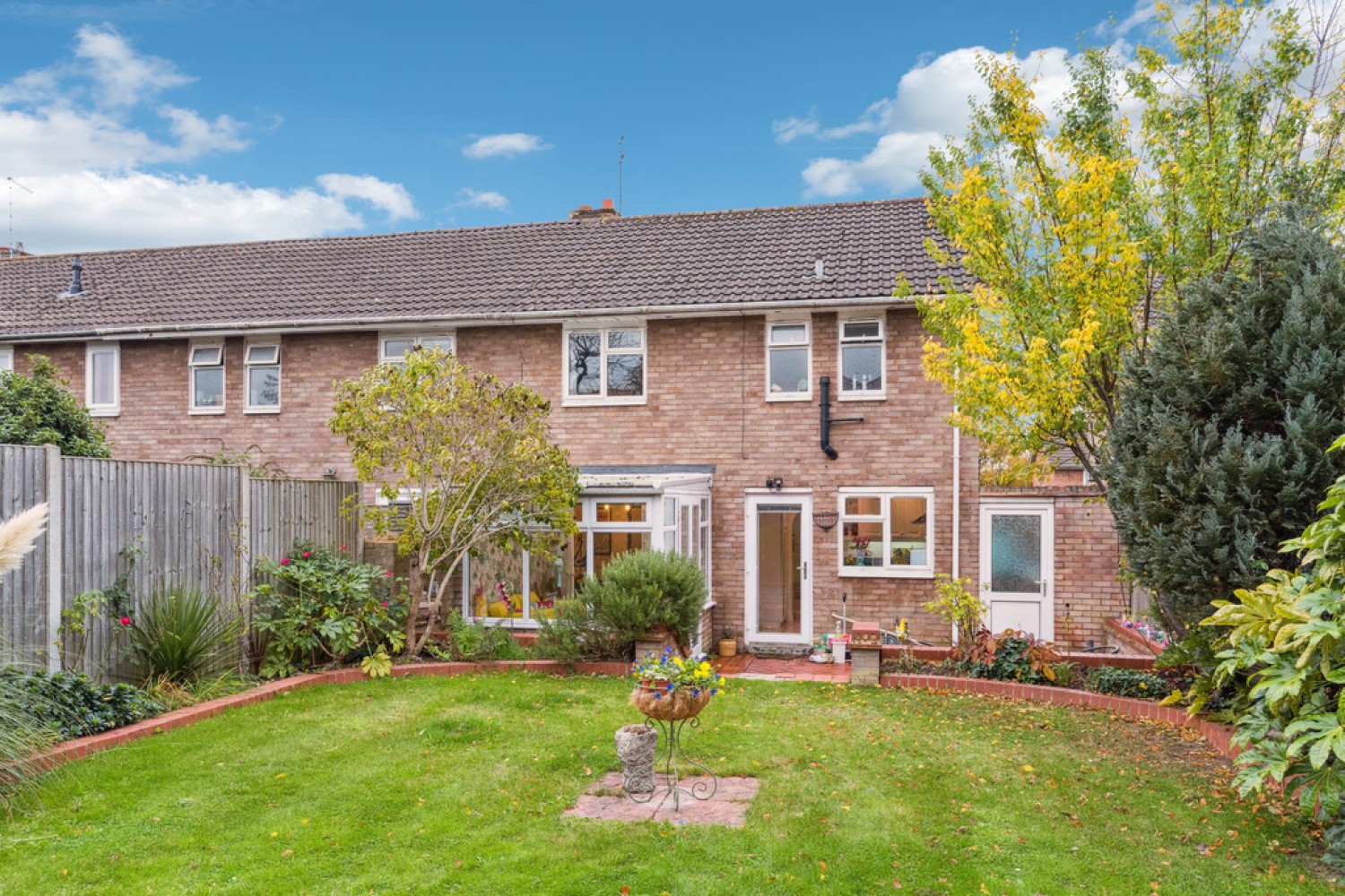 3 bedroom House for Sale Wheatley Close, Welwyn Garden City