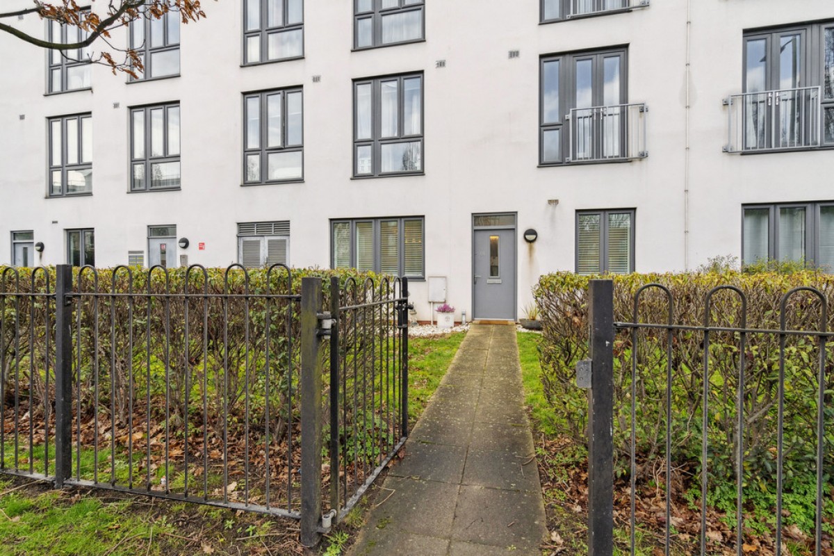 Broadwater Road, Welwyn Garden City