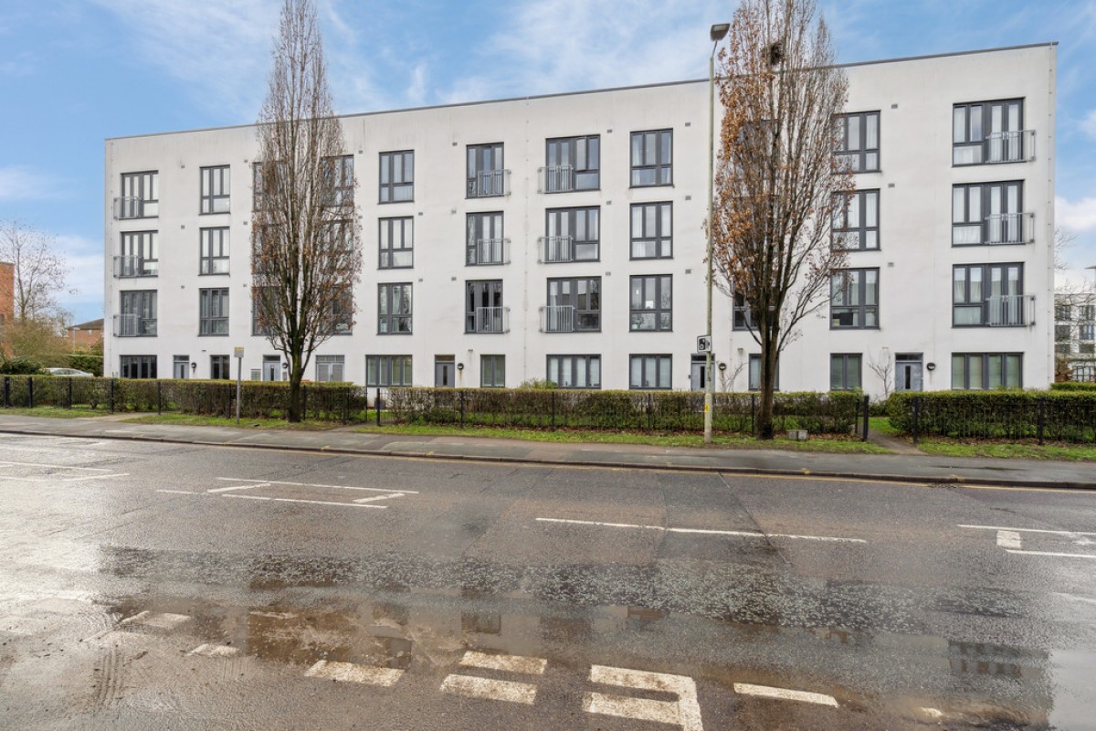 Broadwater Road, Welwyn Garden City