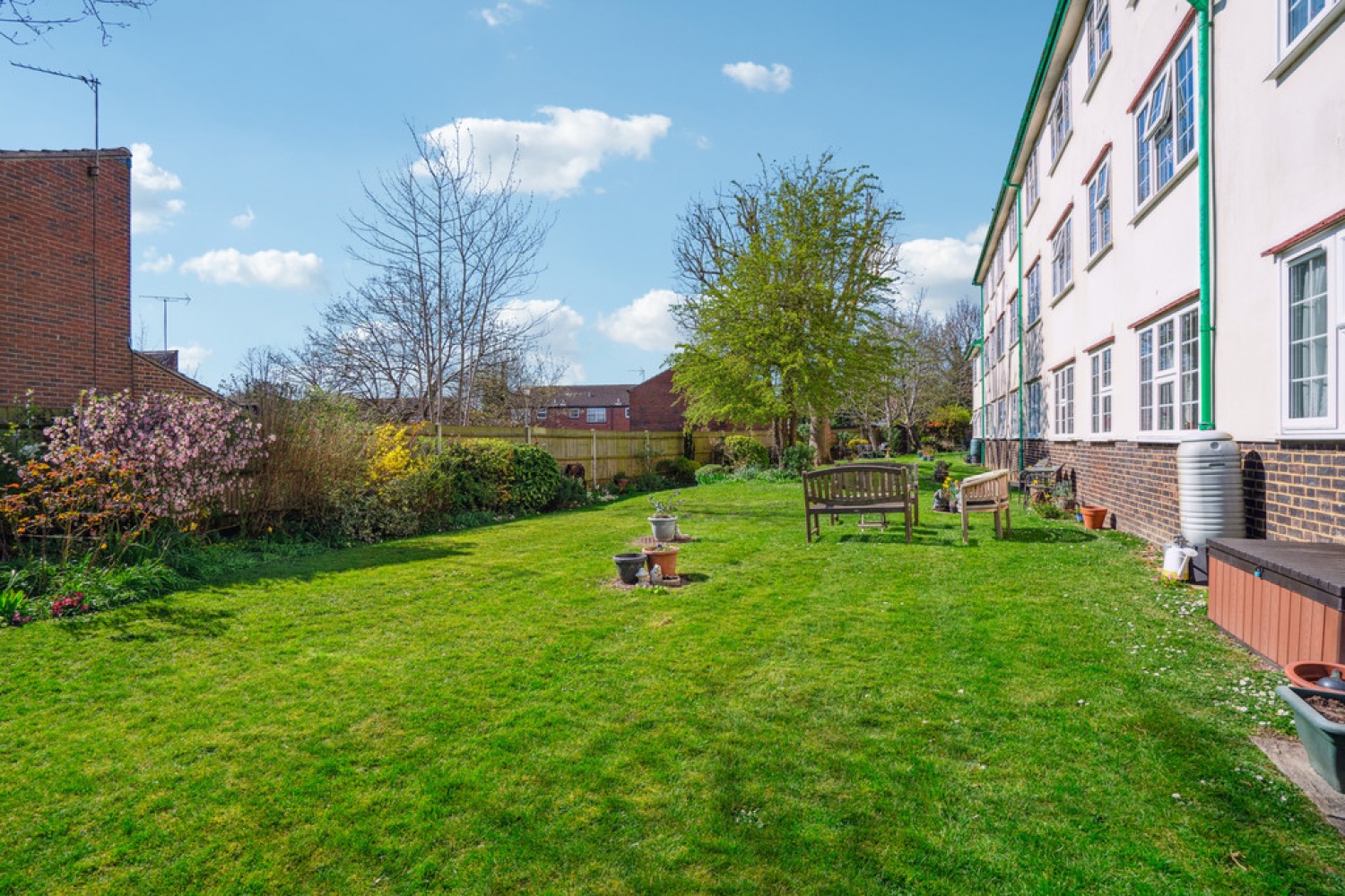 Guessens Court, Welwyn Garden City