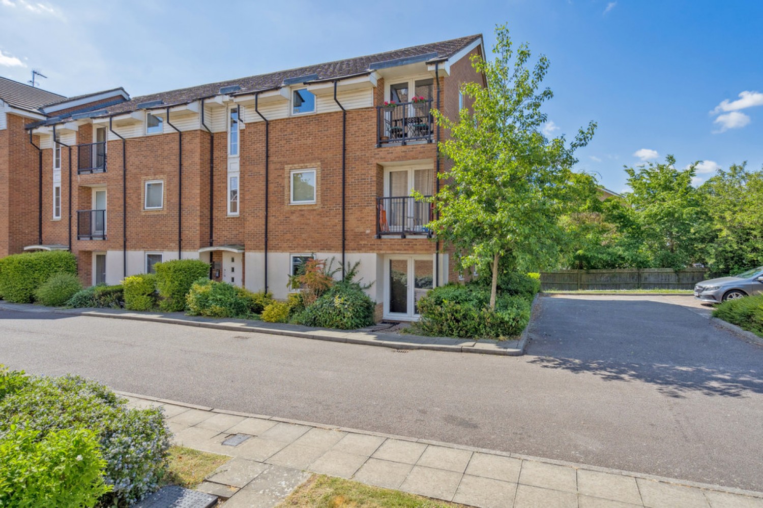Chequers Field, Welwyn Garden City