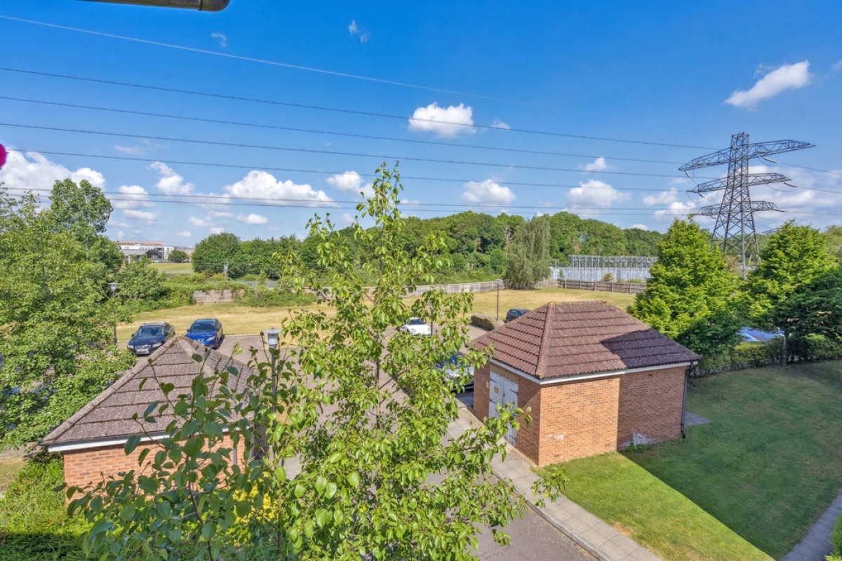 Chequers Field, Welwyn Garden City