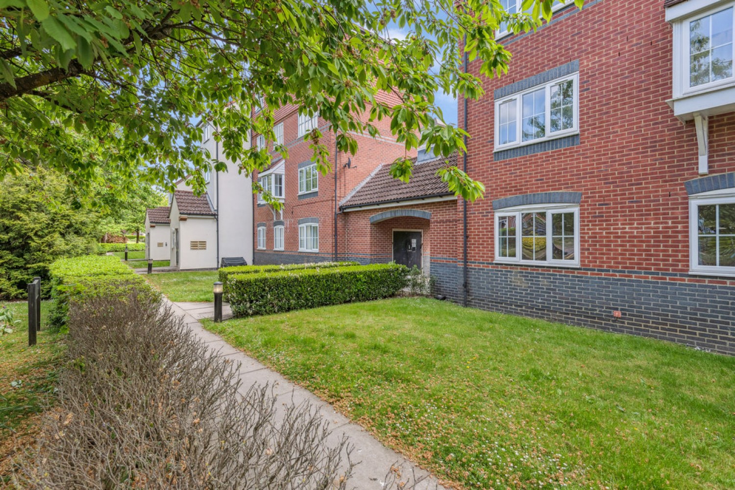 Nodeway Gardens, Welwyn Village