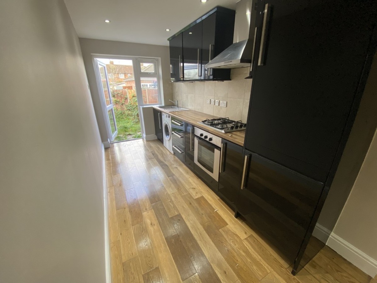 Birchwood Avenue, Hatfield