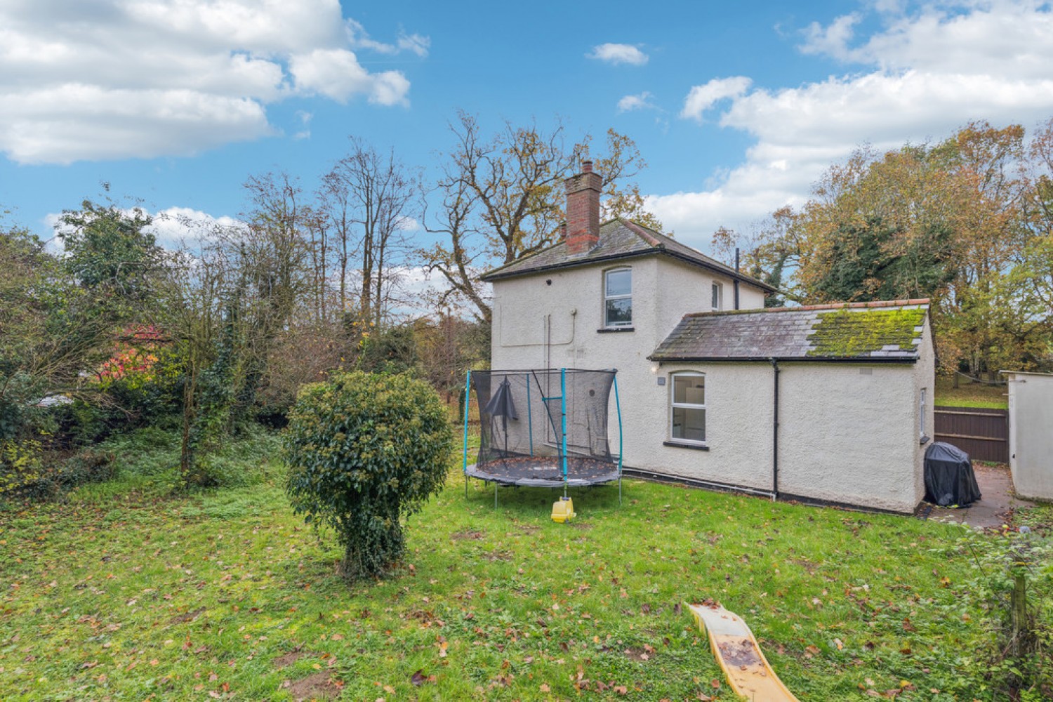 3 bedroom House for Sale School Lane, Welwyn