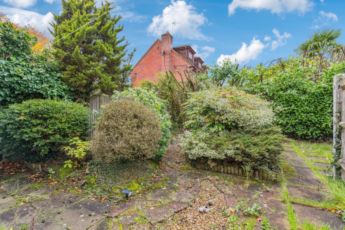 Reservoir Cottages, Love Lane