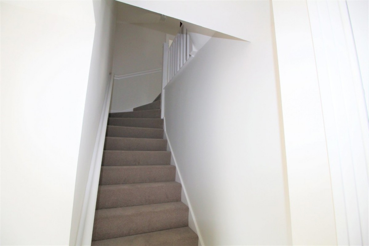 Albion Court, Ebberns Road