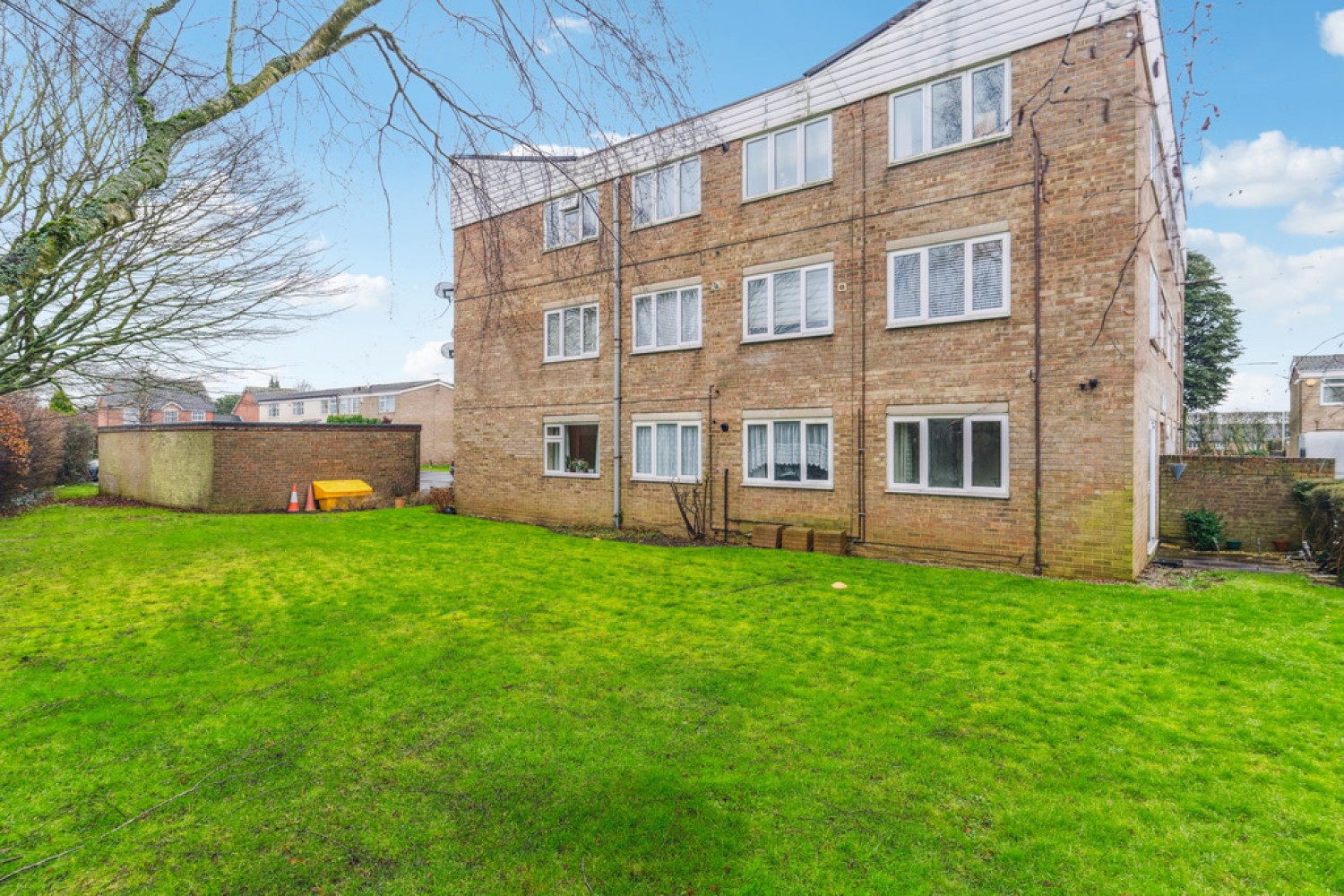 1 bedroom Flat for Sale Hellebore Court, Mildmay Road, Stevenage