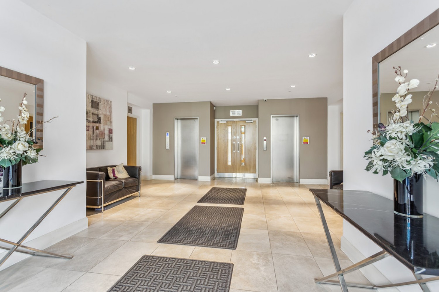 2 bedroom Flat for Letting Rosanne House, Bridge Road